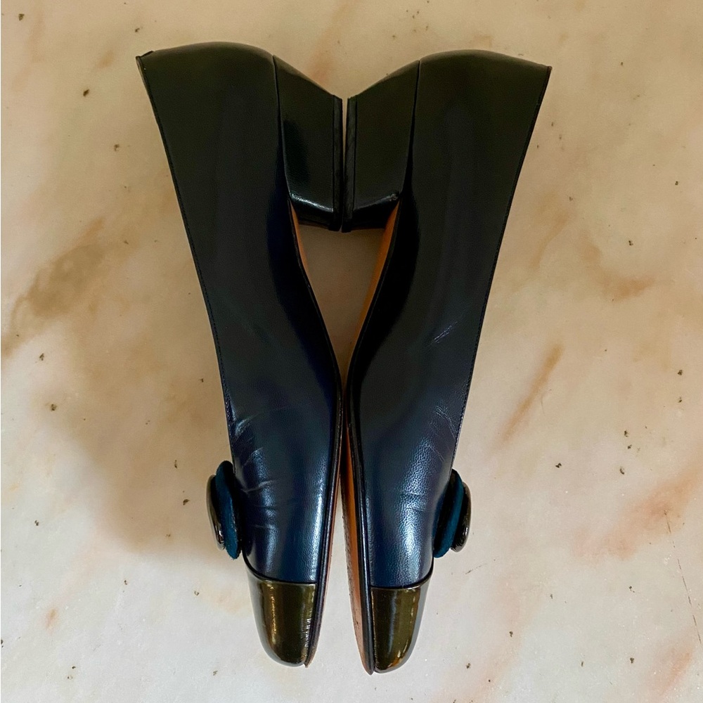 Bally Vintage Navy and Brown Leather Pumps Size 5 1/2 Made in Italy - Picture 3 of 7